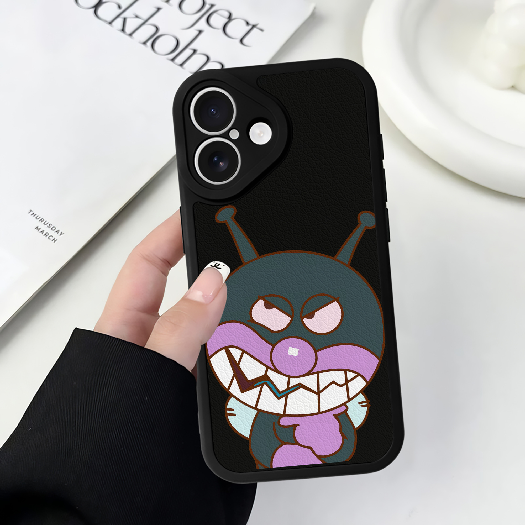 （画像用） アンパンマン Anpanman 【iPhone 16シリーズ対応】シリコンスマホケース（レザー調） 材質：シリコン